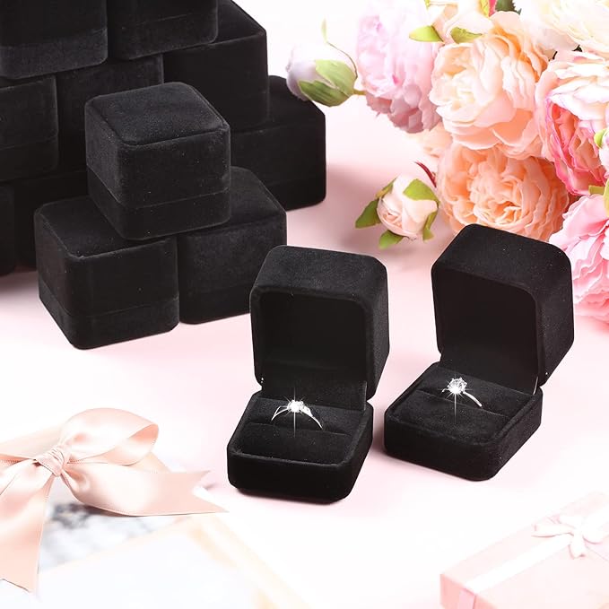 Caja de Terciopelo para Anillo 4.5×5×4 cm Und Para Boda Propuesta o Exhibición