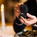 Caja de Terciopelo para Anillo 4.5×5×4 cm Und Para Boda Propuesta o Exhibición