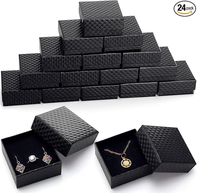 Caja Negra para Joyería con Patron de Diamante 7.6×7.6×3.5cm Und con Tapa para Pulseras y Aretes