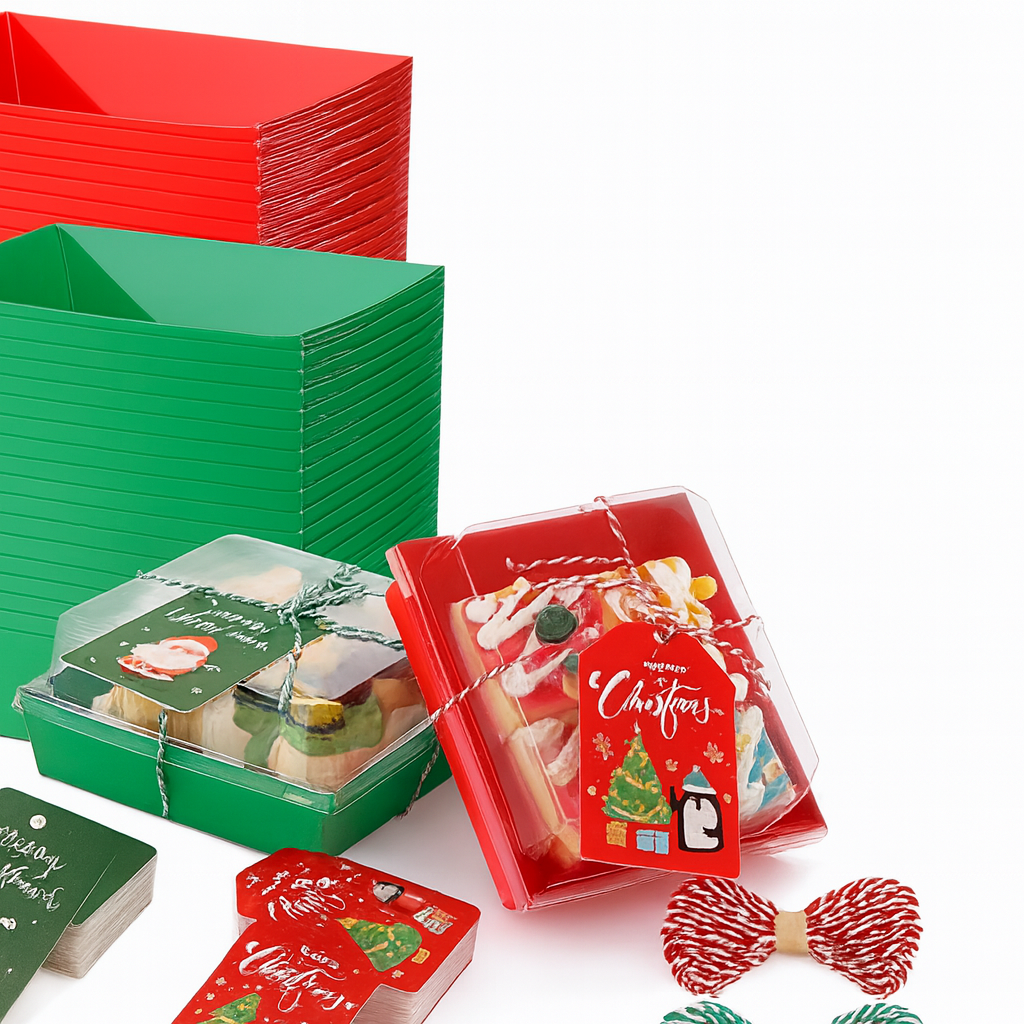 Bandeja Cuadrada Charcutera Navideña Grande con Tapa Transparente Und Desechable 