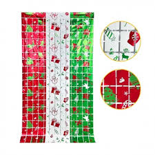Cortina Metalizada 1mm x 2mm con Estampado Navideño Und Variados