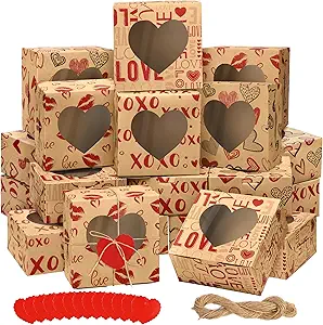 Caja Cuadrada Kraft con Visor de Corazon 15.5x15.5x7.5cm Und Varios Diseños